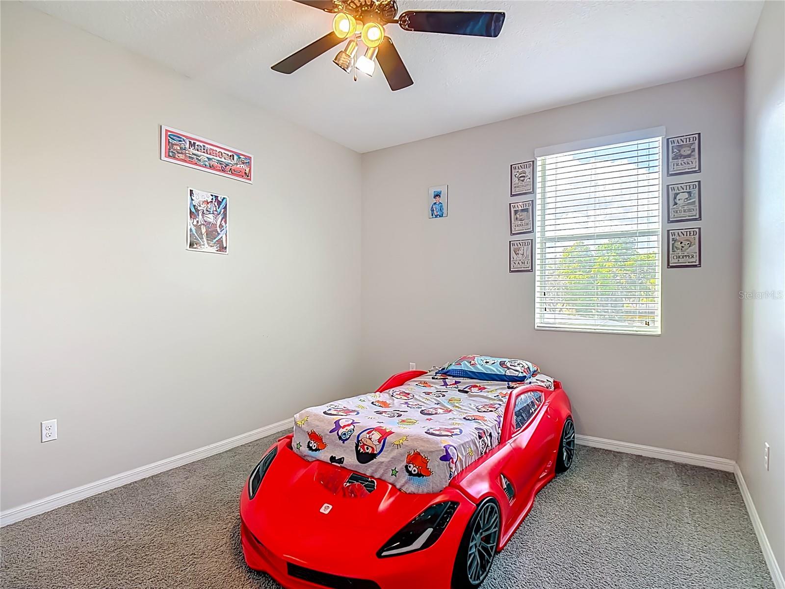 Image 39 of 67 For 344 Magneta Loop