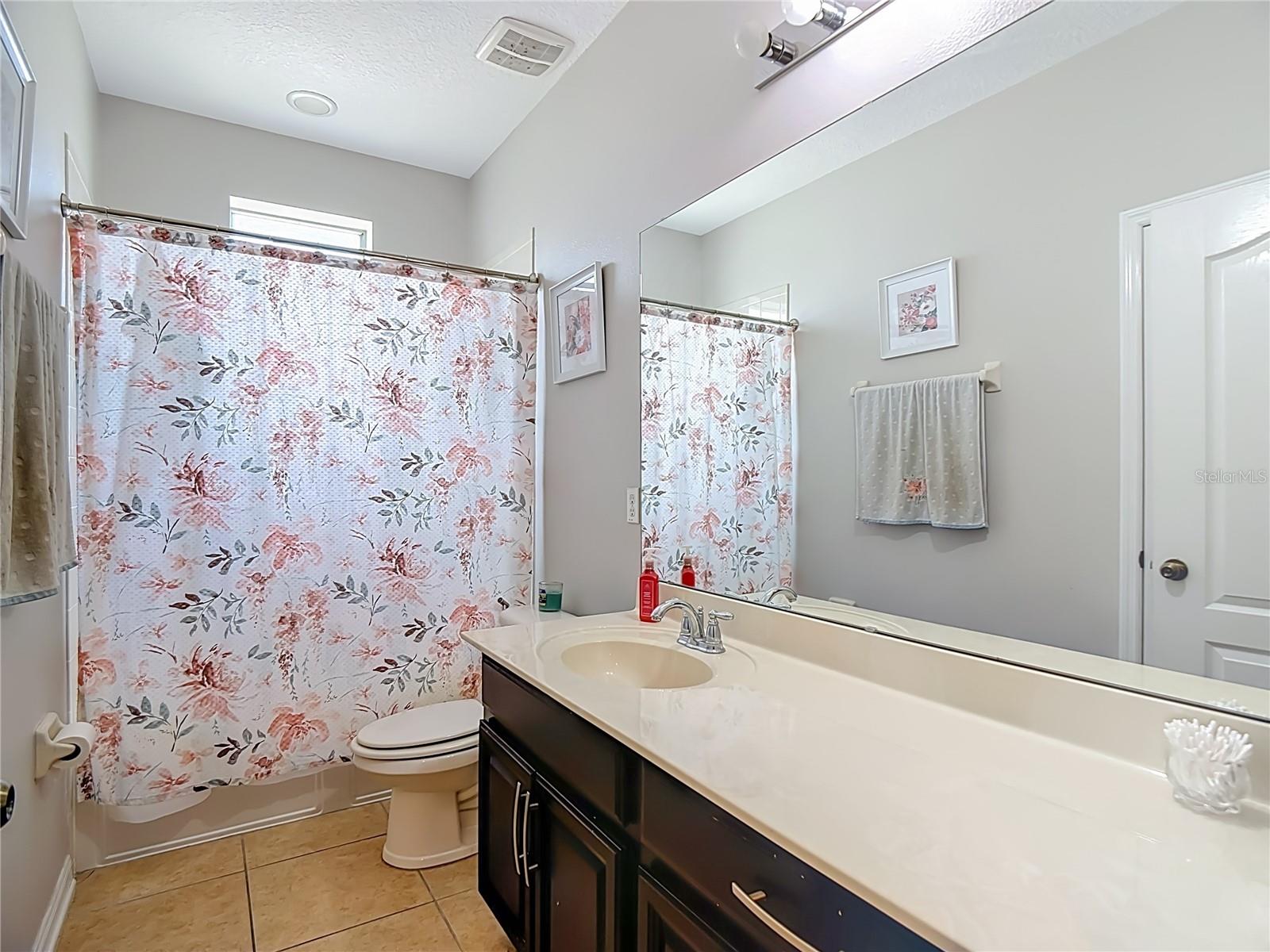 Image 42 of 67 For 344 Magneta Loop