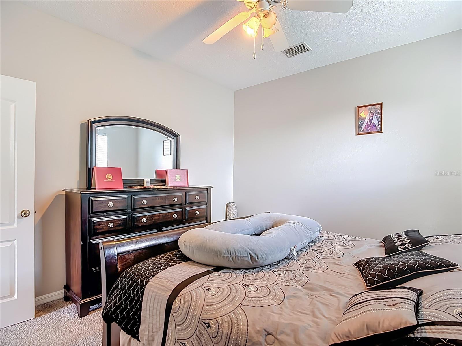 Image 43 of 67 For 344 Magneta Loop