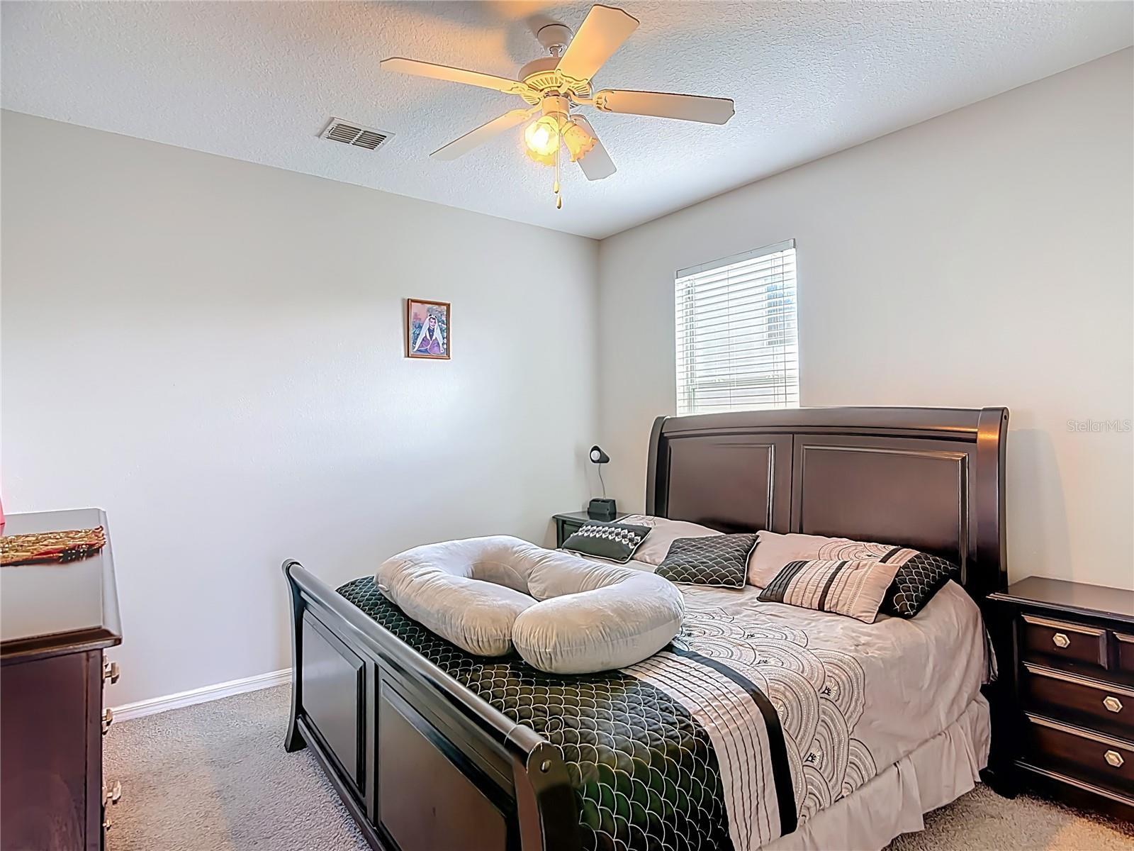 Image 44 of 67 For 344 Magneta Loop