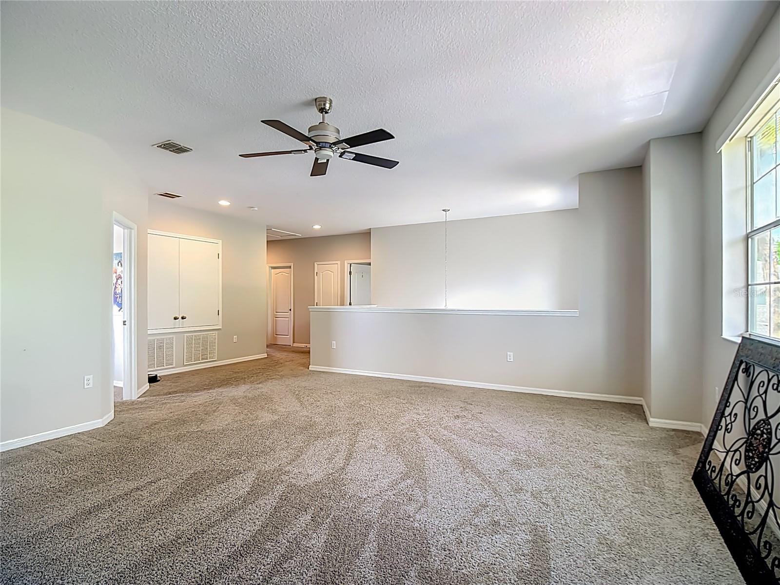 Image 48 of 67 For 344 Magneta Loop