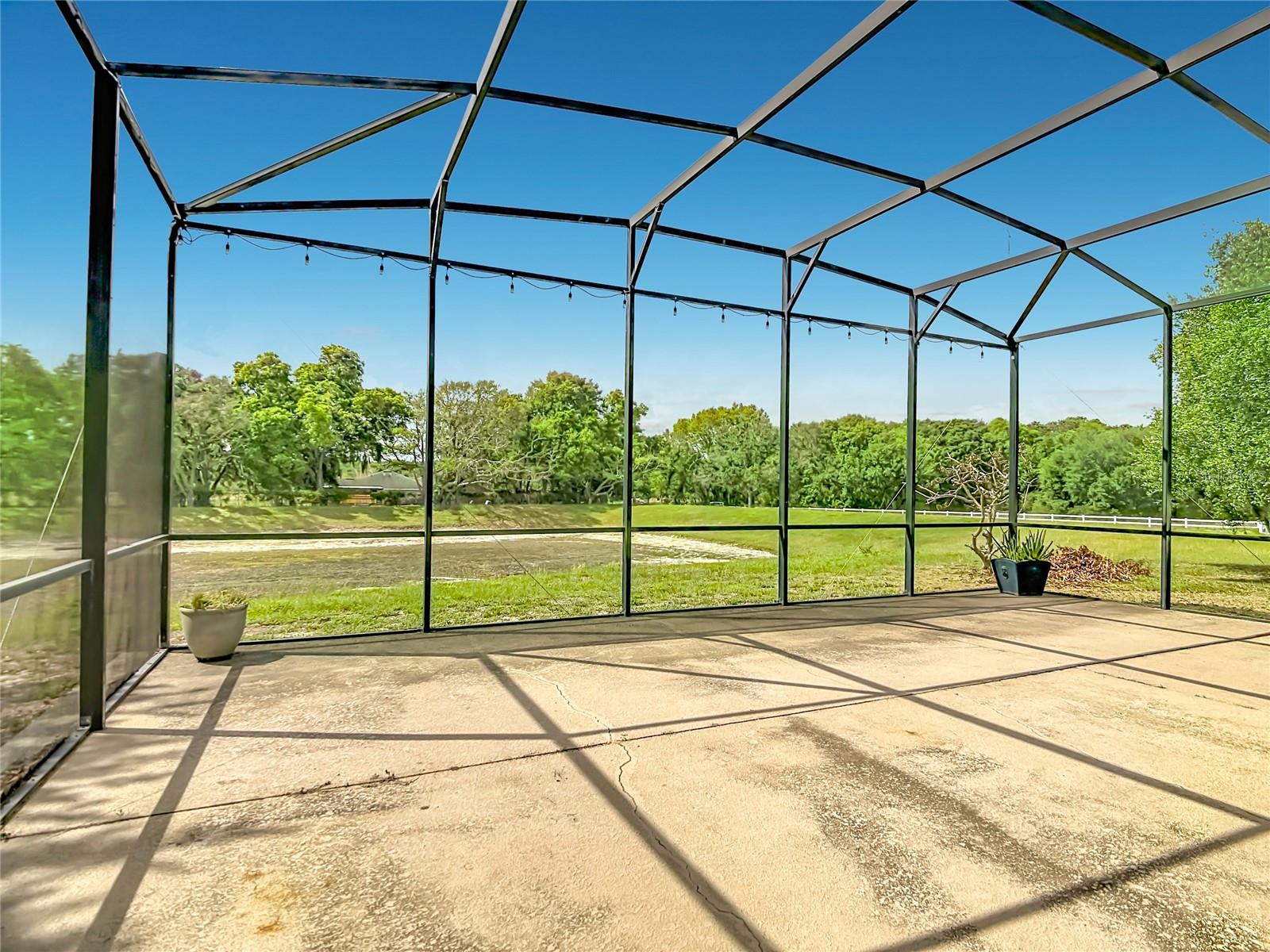 Image 59 of 67 For 344 Magneta Loop