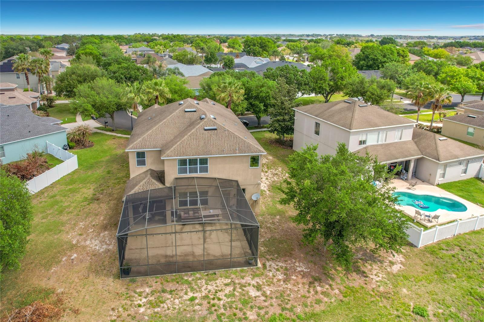 Image 63 of 67 For 344 Magneta Loop