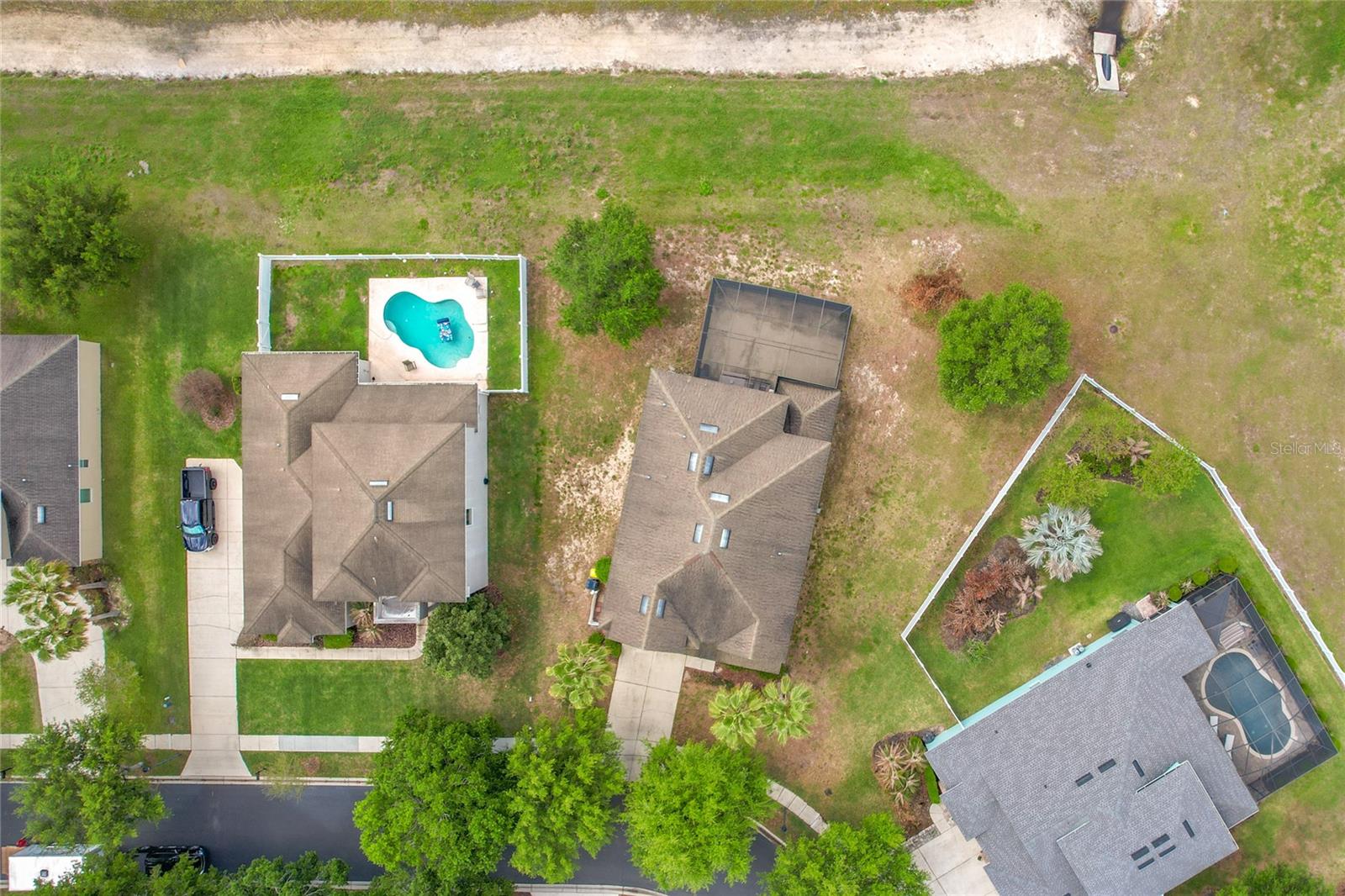 Image 66 of 67 For 344 Magneta Loop