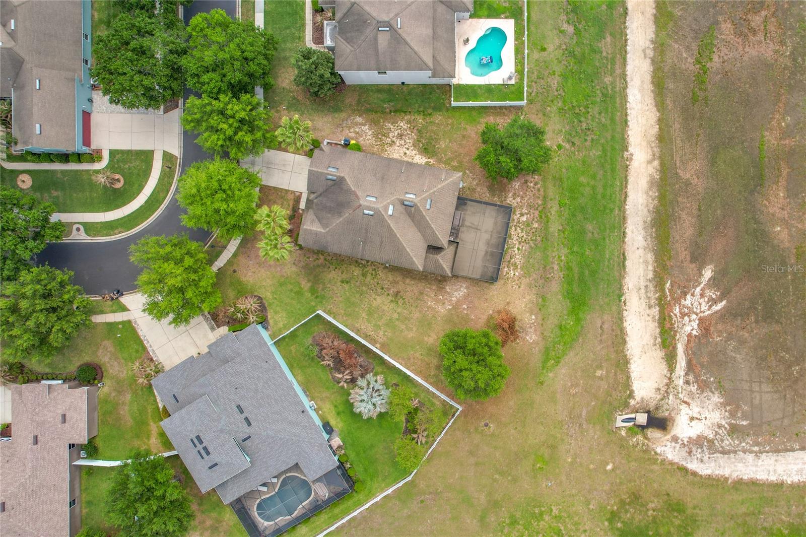 Image 67 of 67 For 344 Magneta Loop