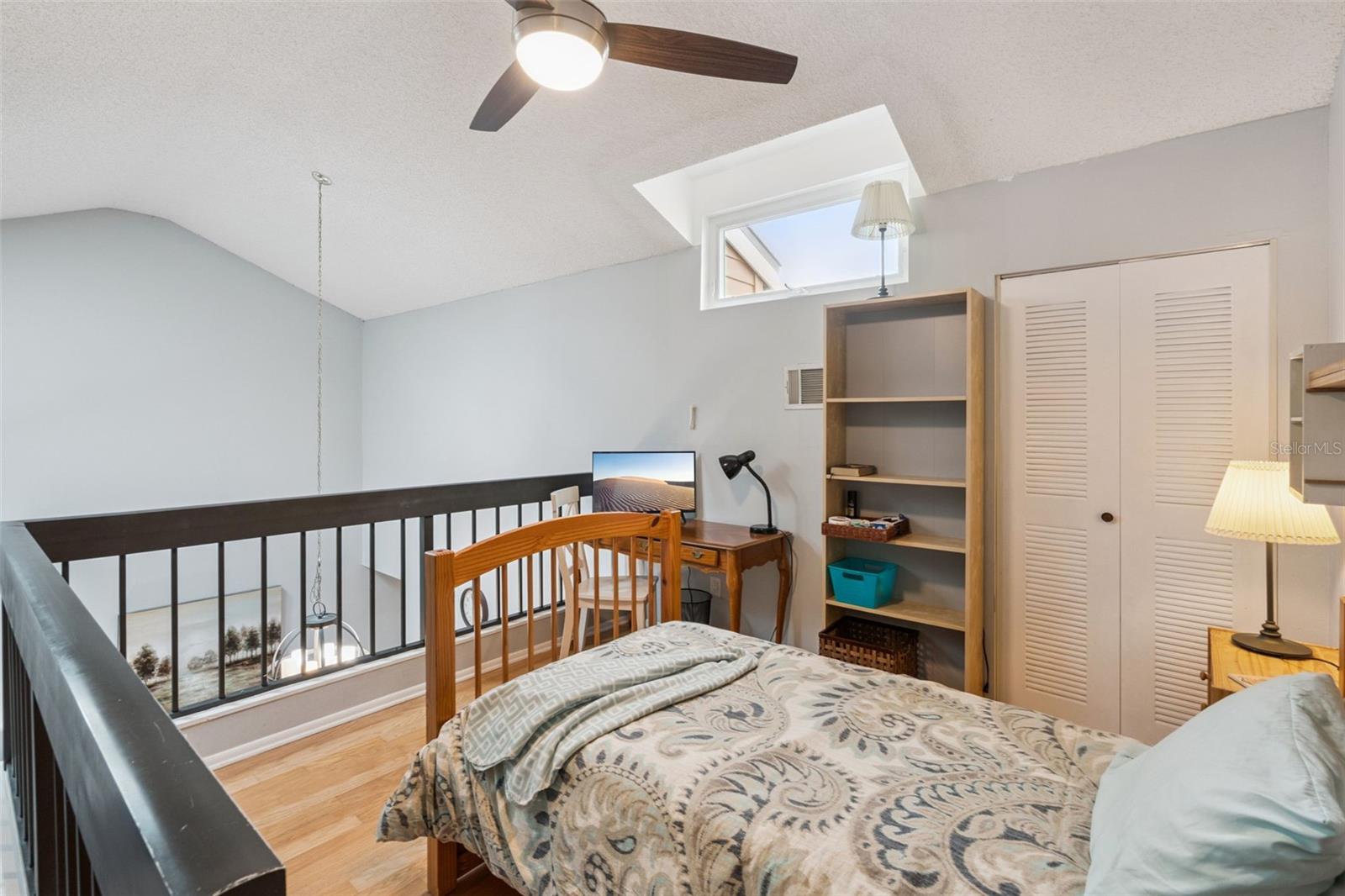 Image 18 of 58 For 3008 Clubview Drive U3