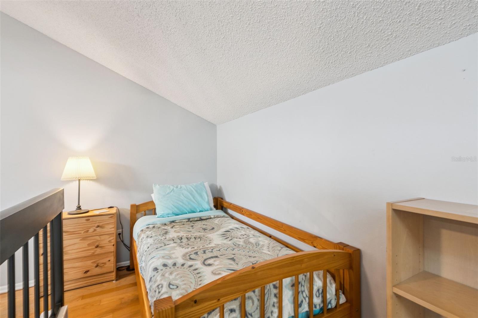 Image 19 of 58 For 3008 Clubview Drive U3