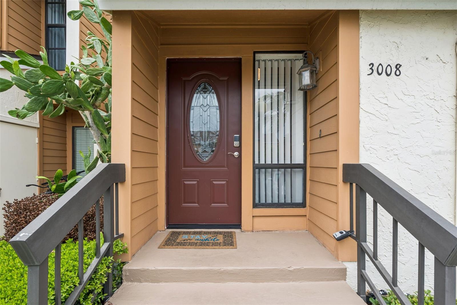 Image 3 of 58 For 3008 Clubview Drive U3