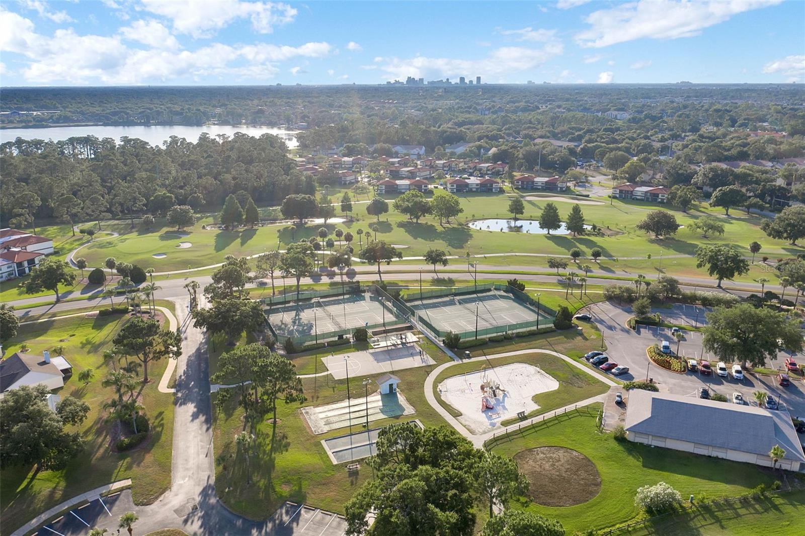 Image 52 of 58 For 3008 Clubview Drive U3