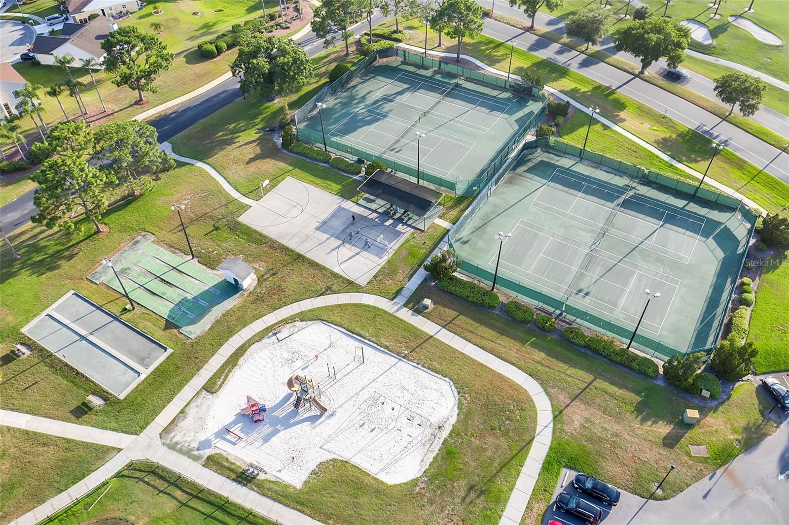 Image 54 of 58 For 3008 Clubview Drive U3