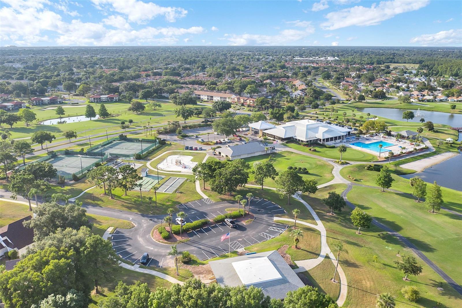 Image 56 of 58 For 3008 Clubview Drive U3