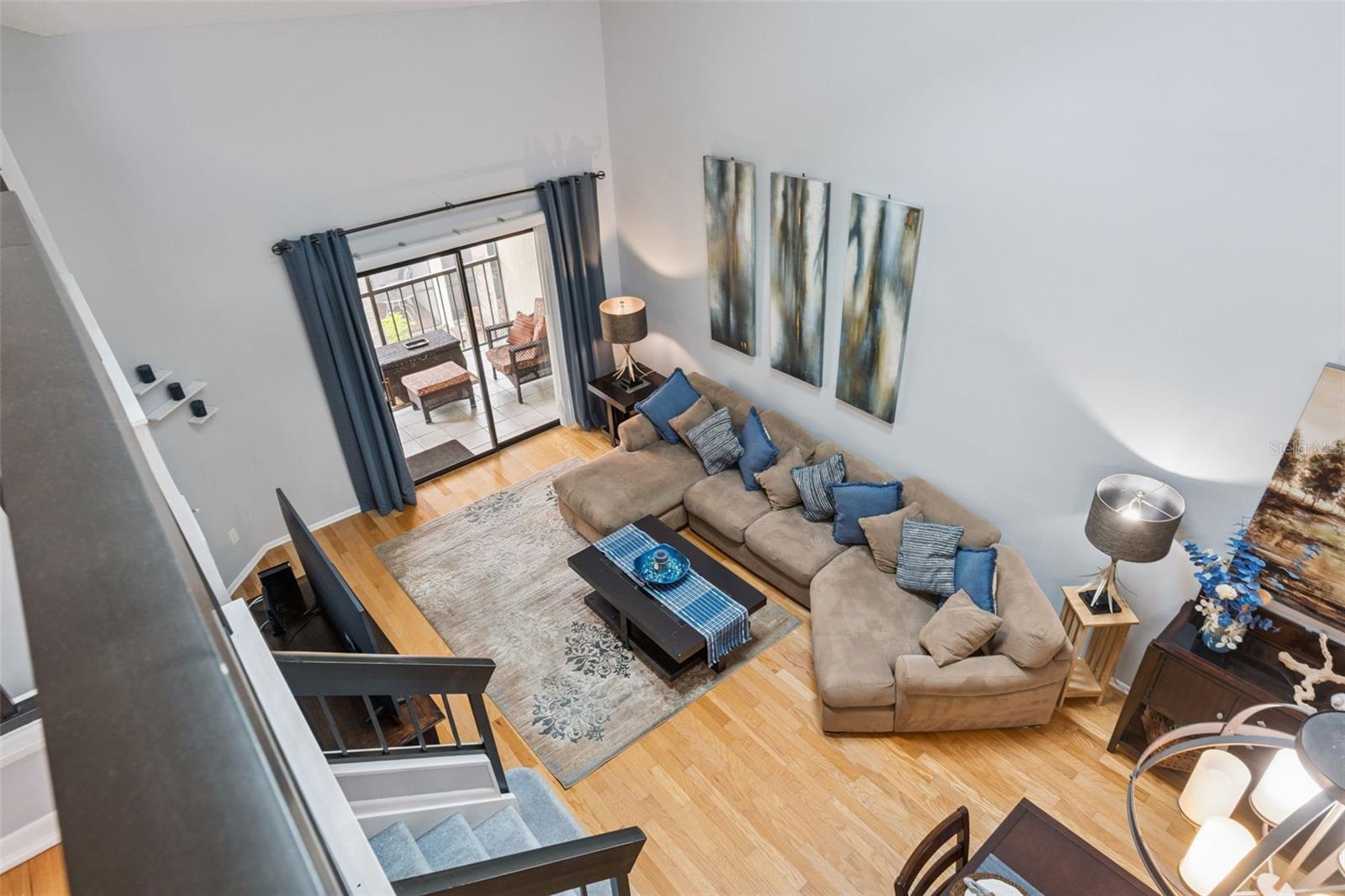 Image 7 of 58 For 3008 Clubview Drive U3