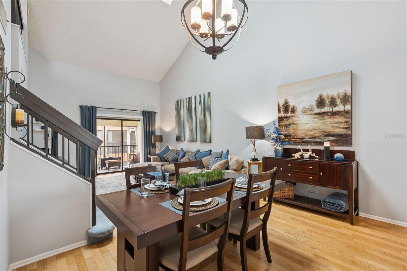 Image 9 of 58 For 3008 Clubview Drive U3