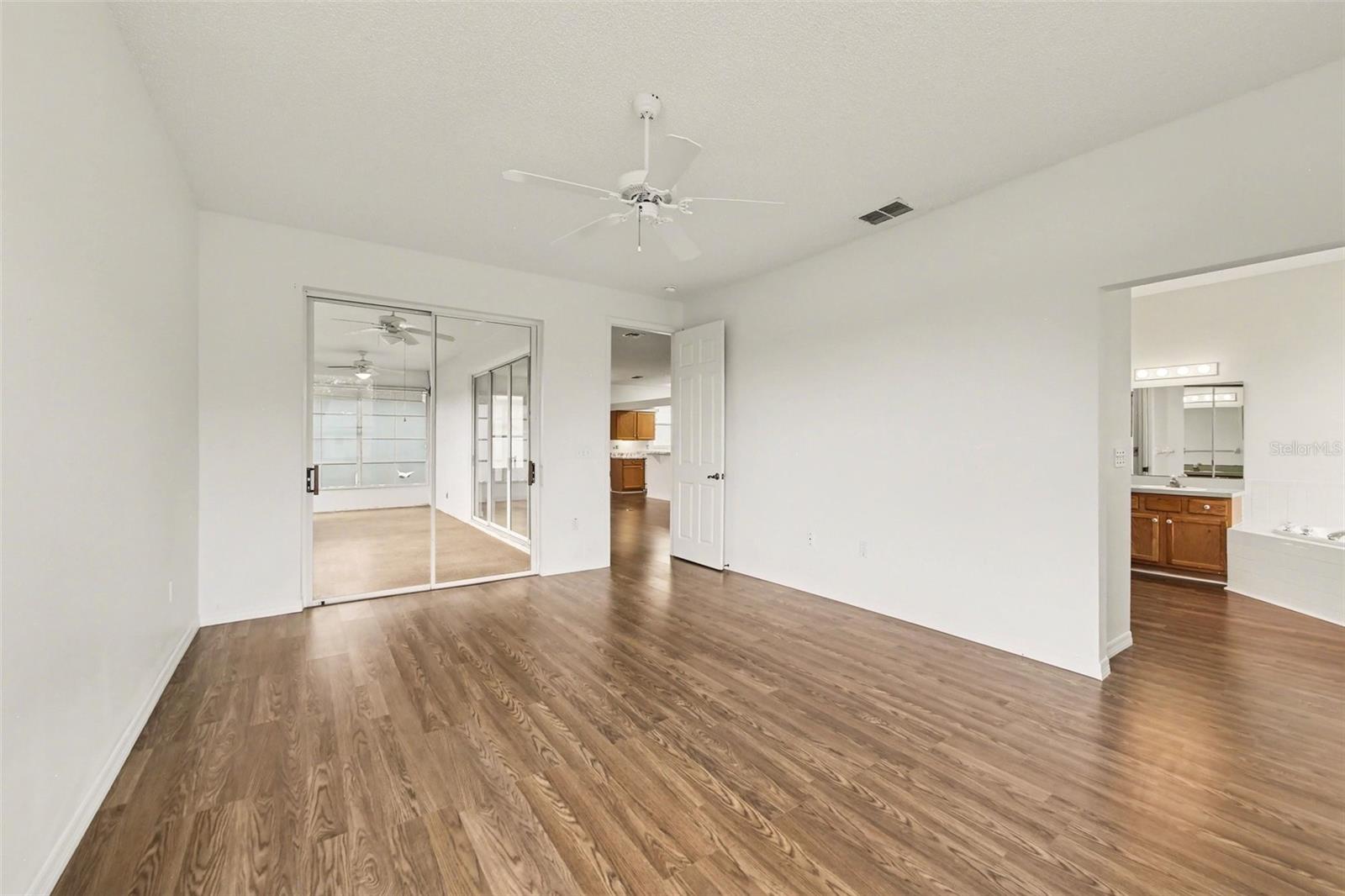 Image 12 of 30 For 512 Grand Vista Trail