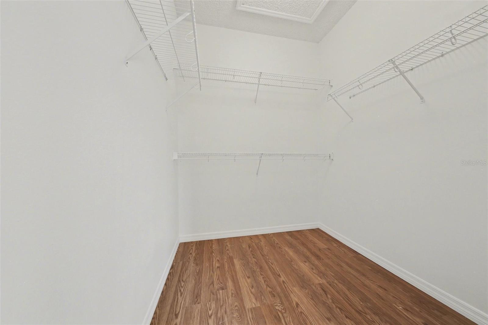 Image 14 of 30 For 512 Grand Vista Trail