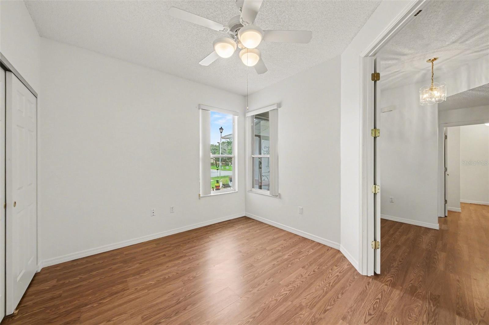 Image 17 of 30 For 512 Grand Vista Trail