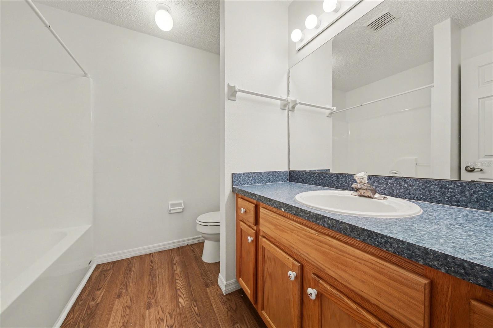 Image 18 of 30 For 512 Grand Vista Trail