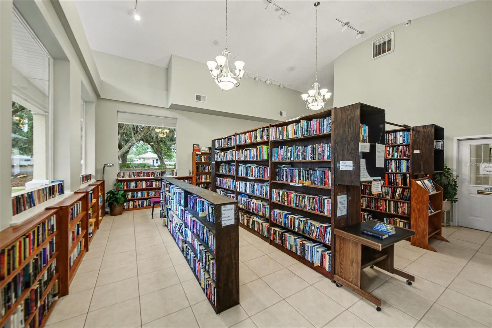 Image 24 of 30 For 512 Grand Vista Trail