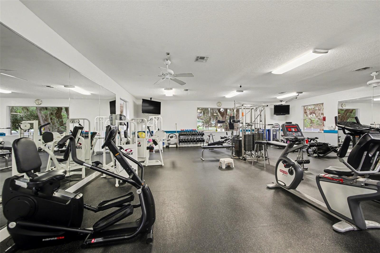 Image 29 of 30 For 512 Grand Vista Trail