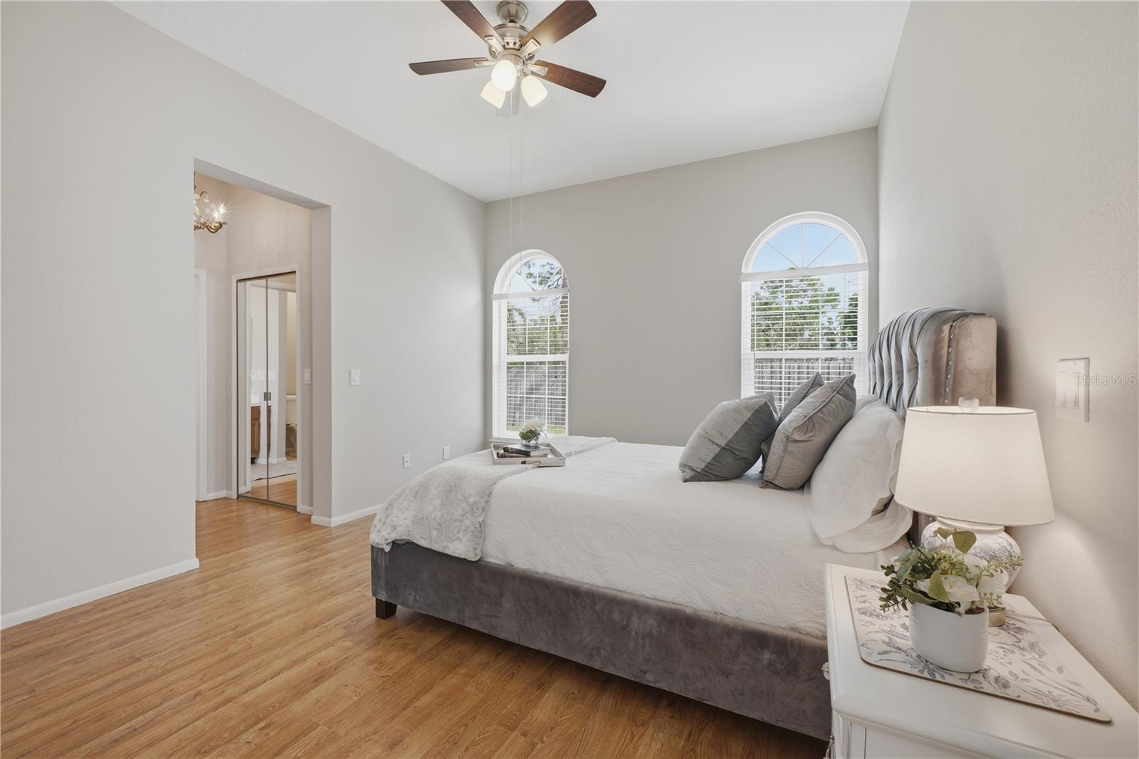 Image 12 of 34 For 10635 Satinwood Circle