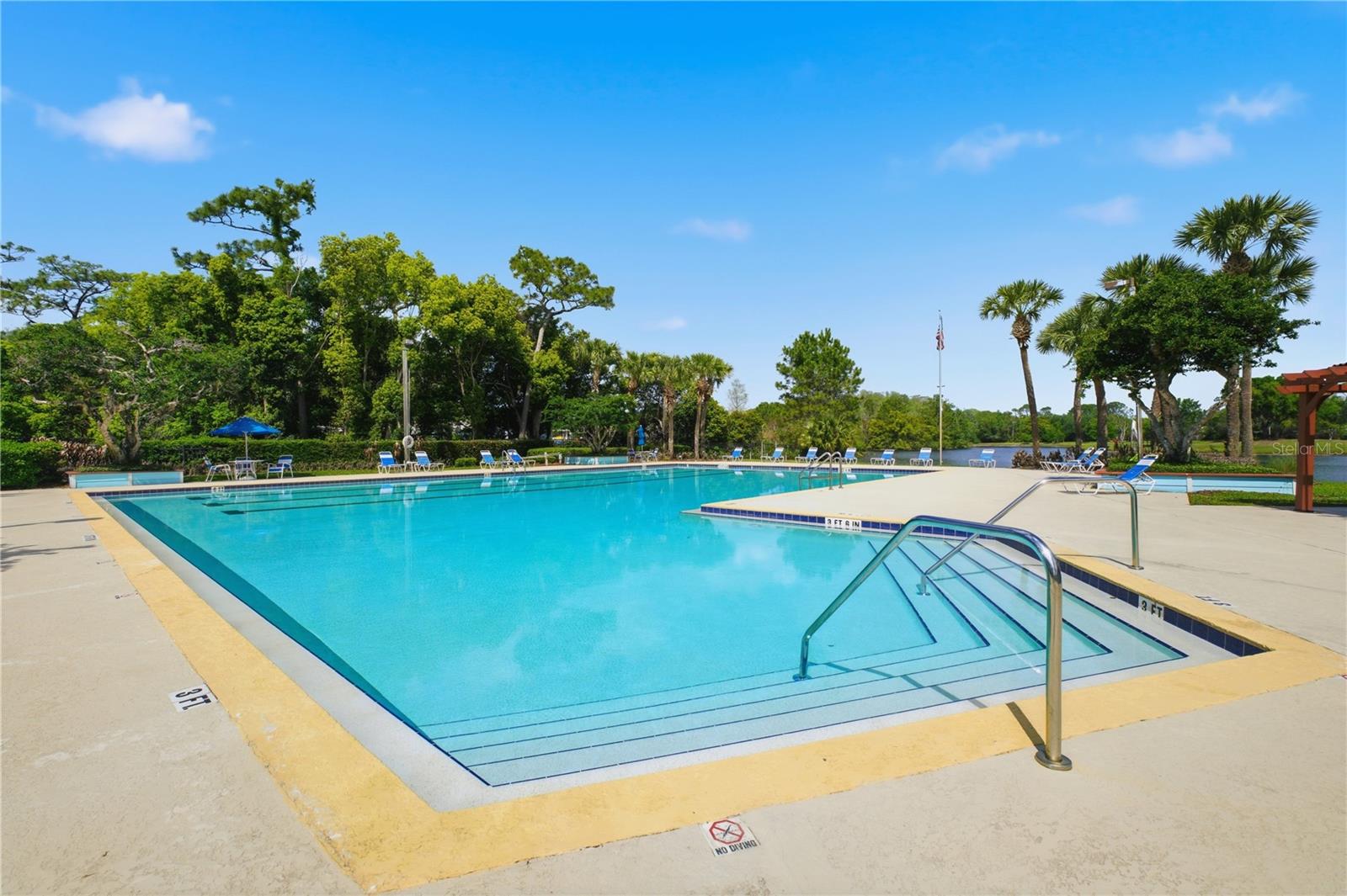 Image 28 of 34 For 10635 Satinwood Circle