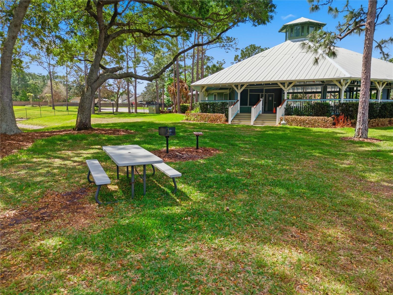 Image 30 of 34 For 10635 Satinwood Circle