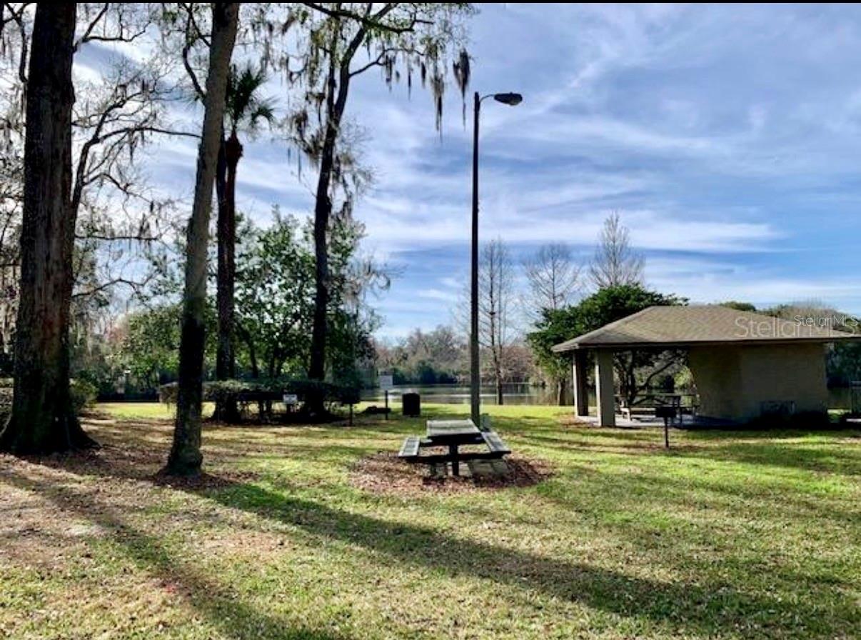 Image 20 of 32 For 429 Sheoah Boulevard 9