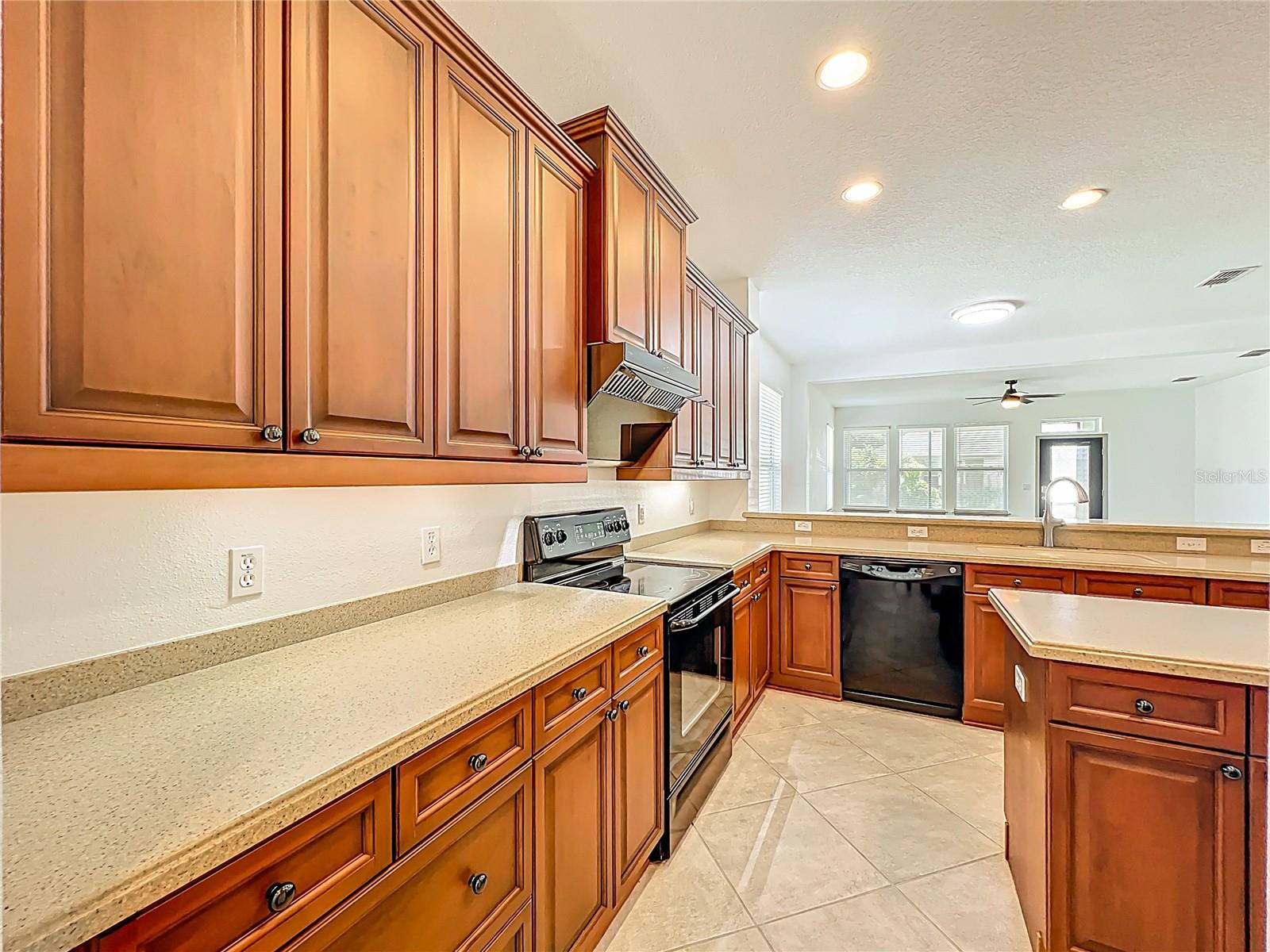 Image 19 of 61 For 6953 Tettenhall Lane