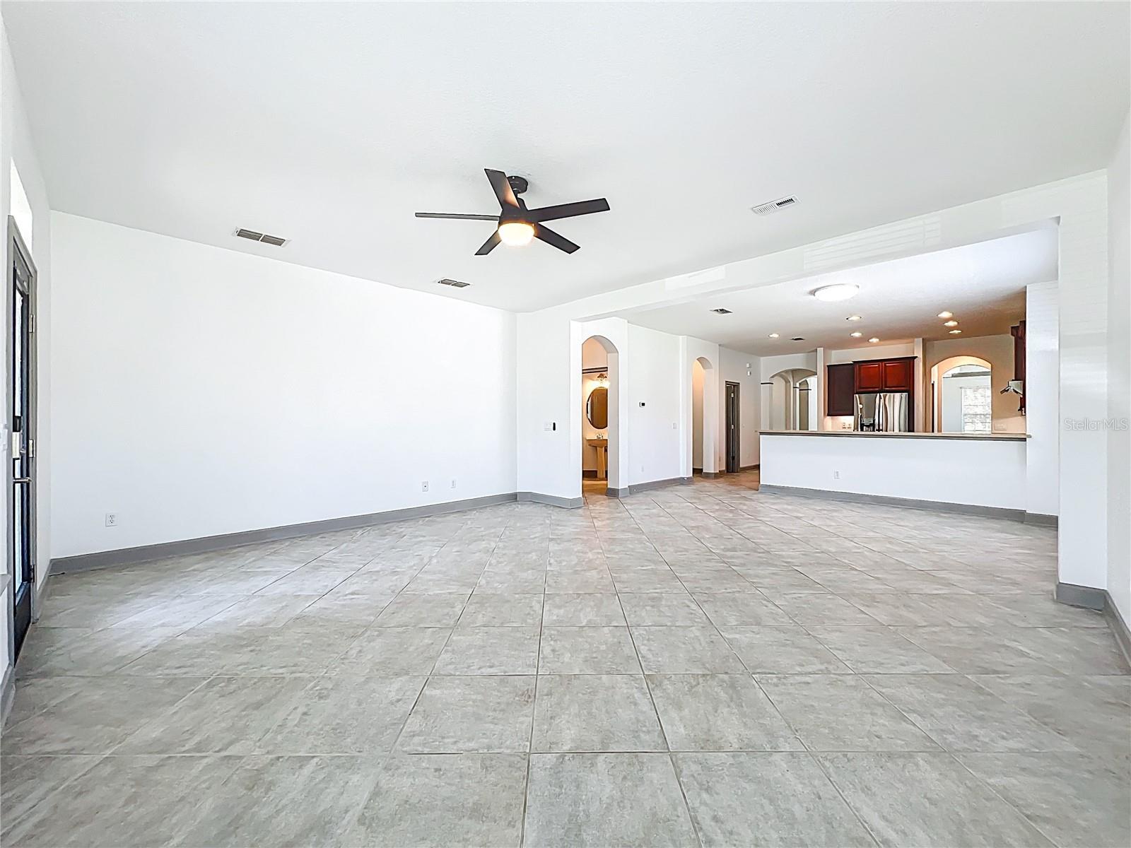 Image 29 of 61 For 6953 Tettenhall Lane