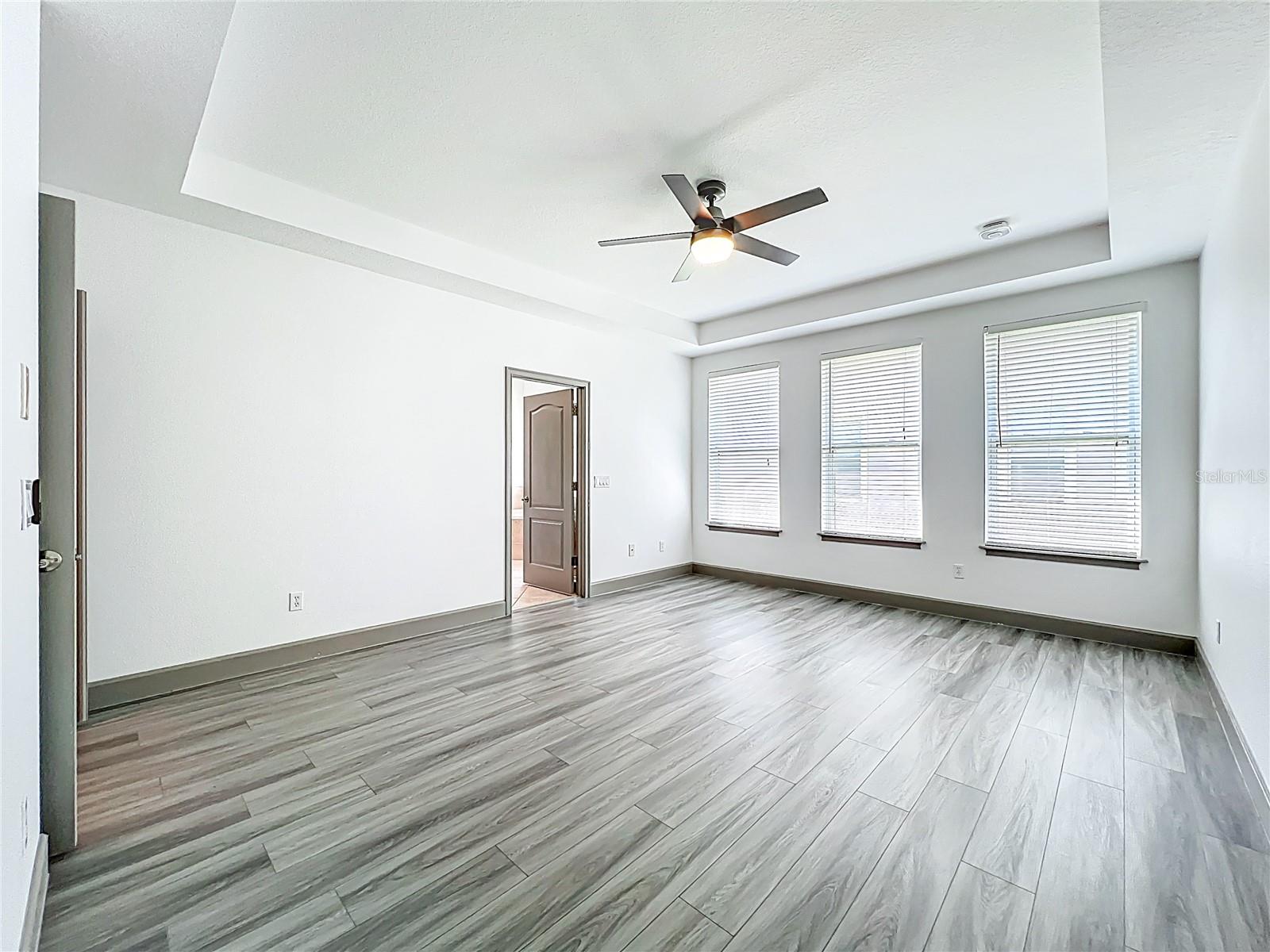 Image 32 of 61 For 6953 Tettenhall Lane