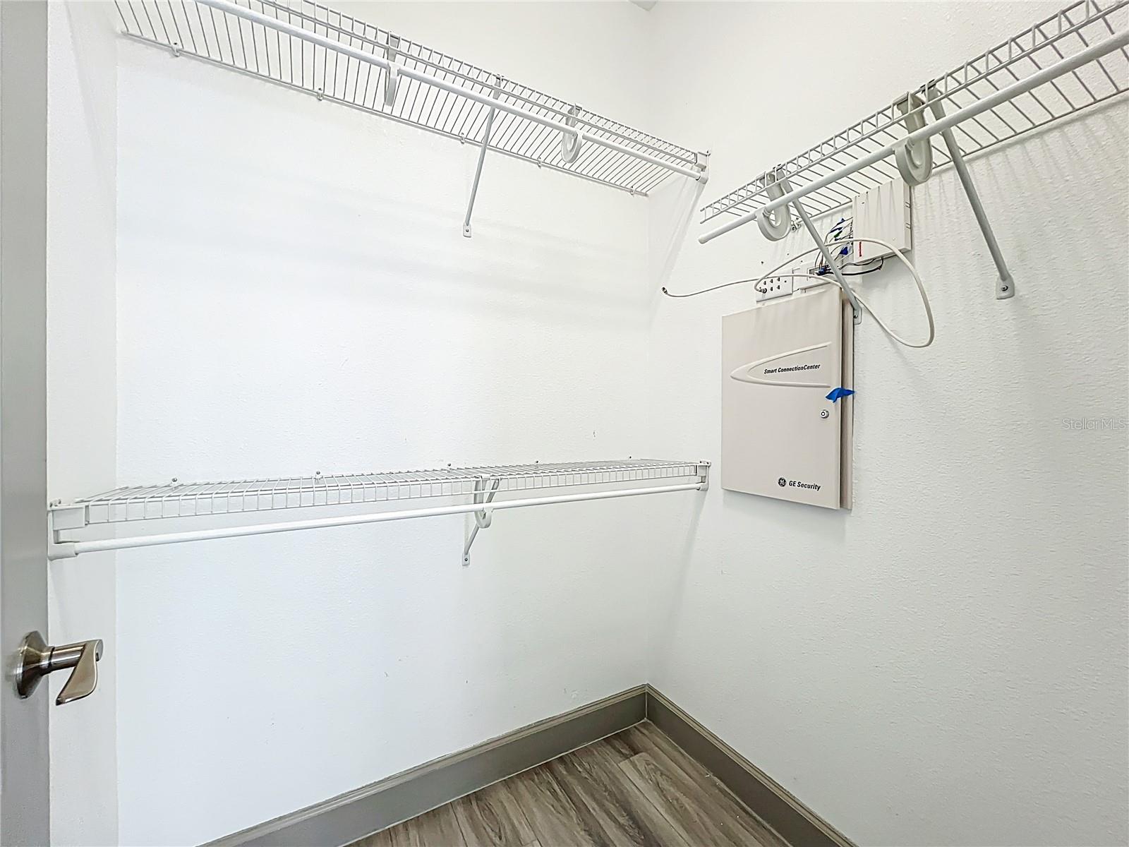 Image 37 of 61 For 6953 Tettenhall Lane