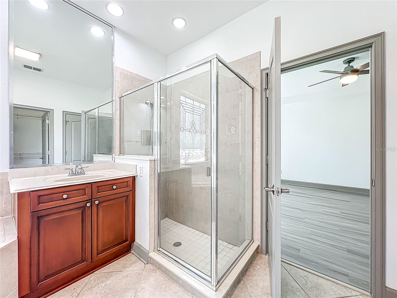 Image 39 of 61 For 6953 Tettenhall Lane