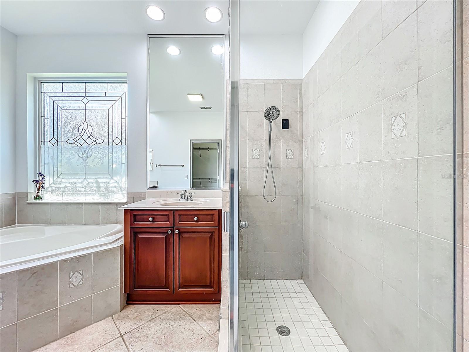 Image 42 of 61 For 6953 Tettenhall Lane