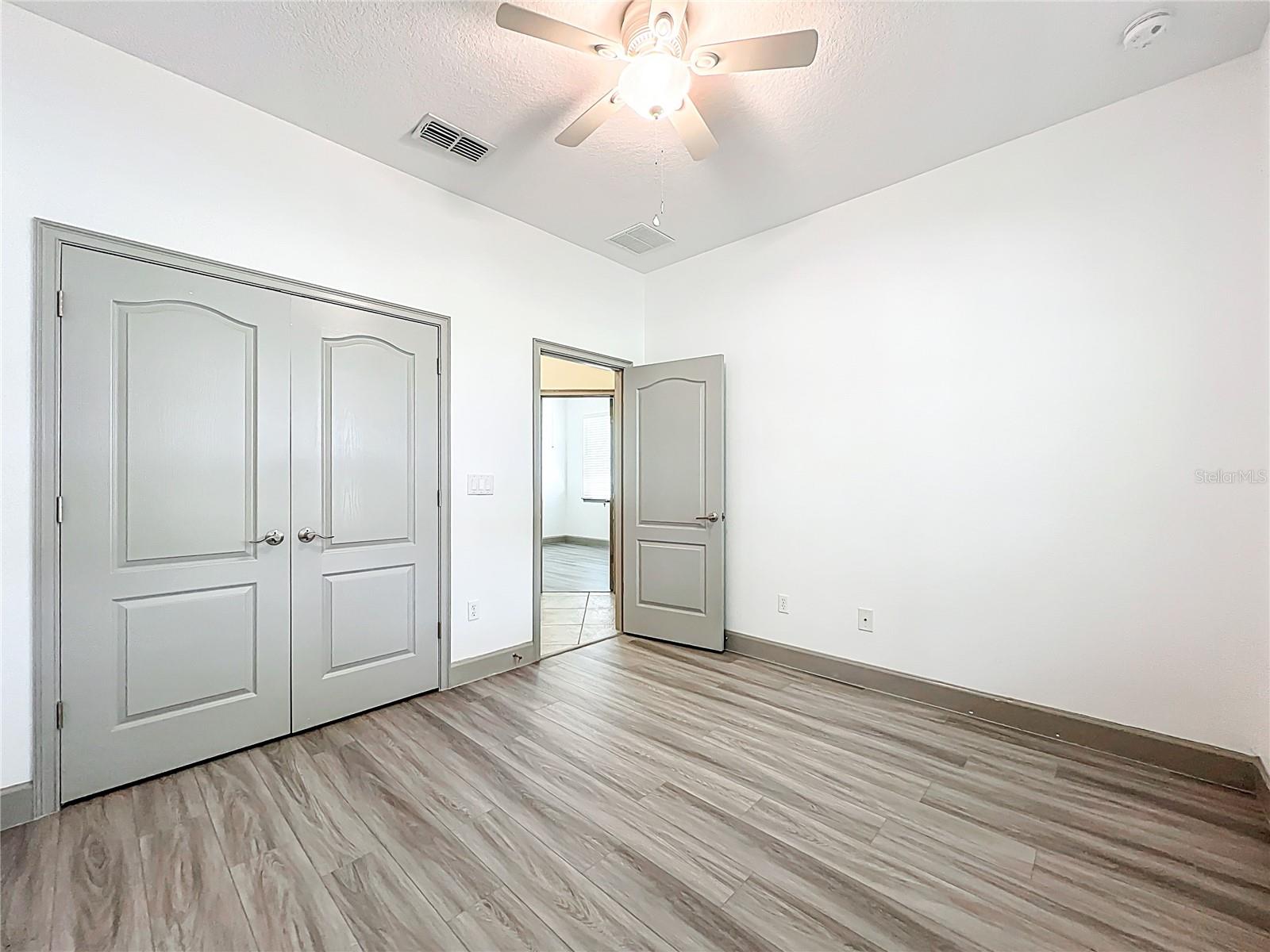 Image 49 of 61 For 6953 Tettenhall Lane