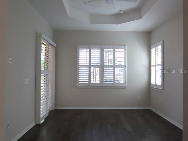 Image 9 of 22 For 13183 Woodford Street