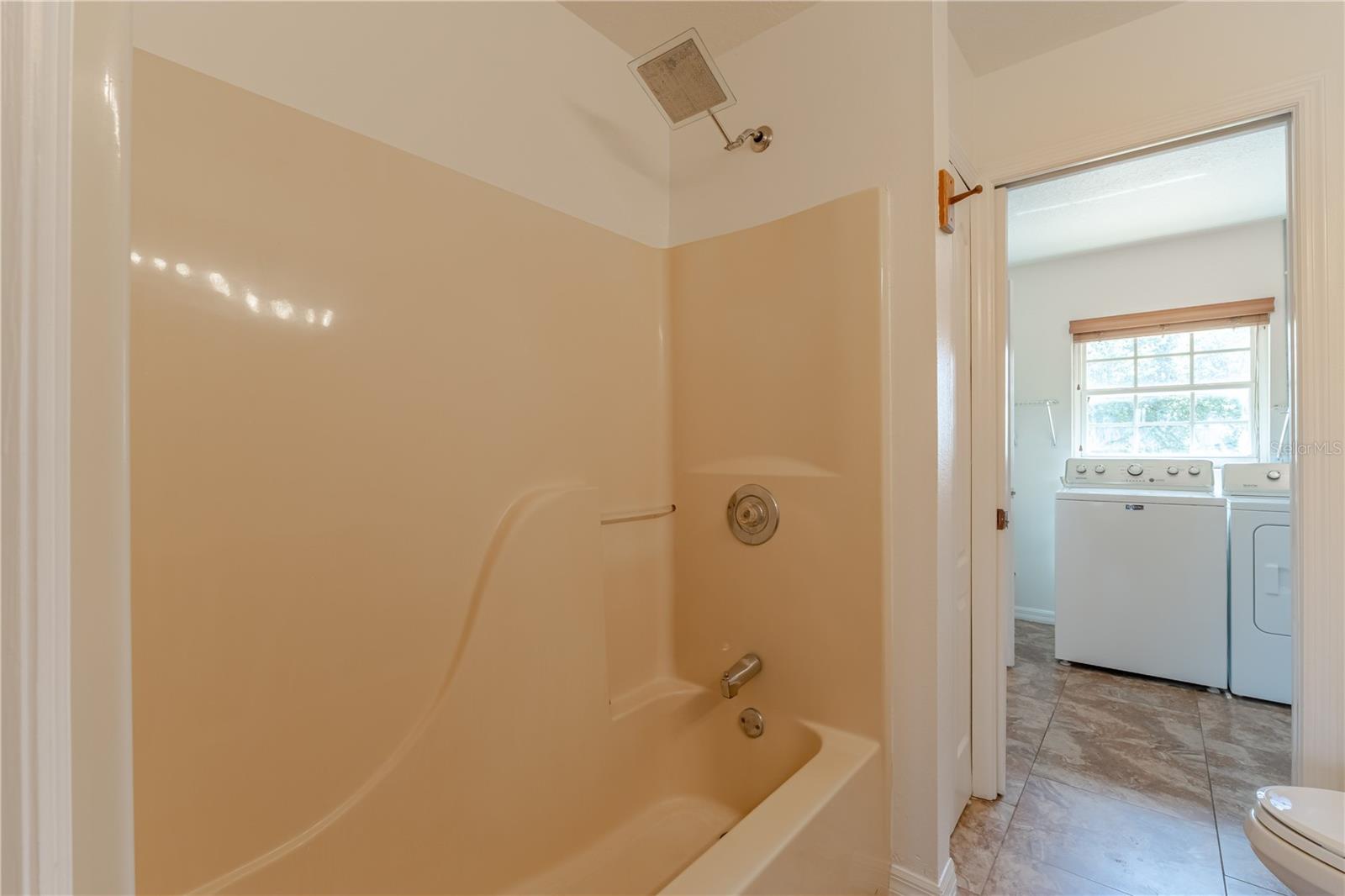 Image 21 of 59 For 8197 Cr 736  