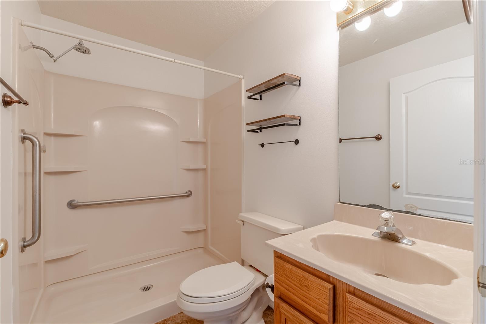 Image 26 of 59 For 8197 Cr 736  