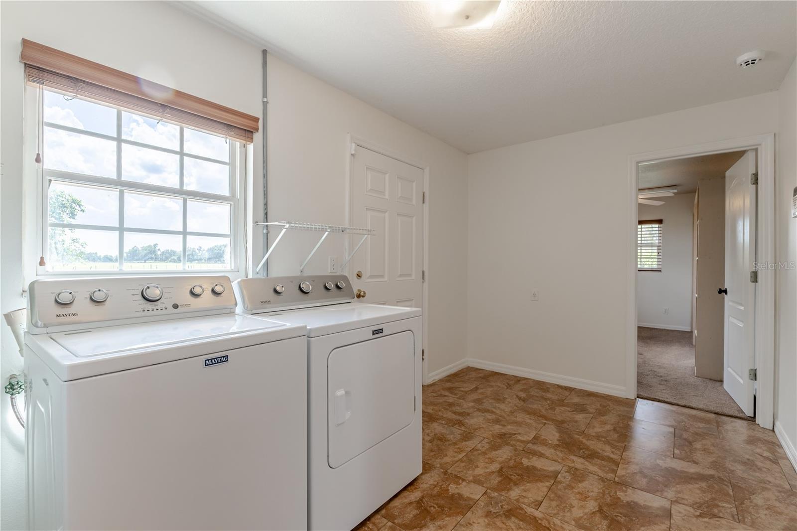 Image 30 of 59 For 8197 Cr 736  