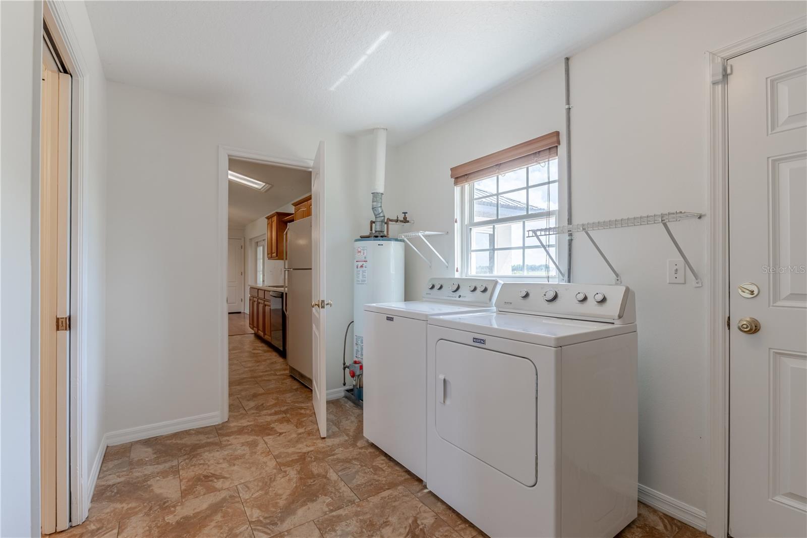 Image 31 of 59 For 8197 Cr 736  