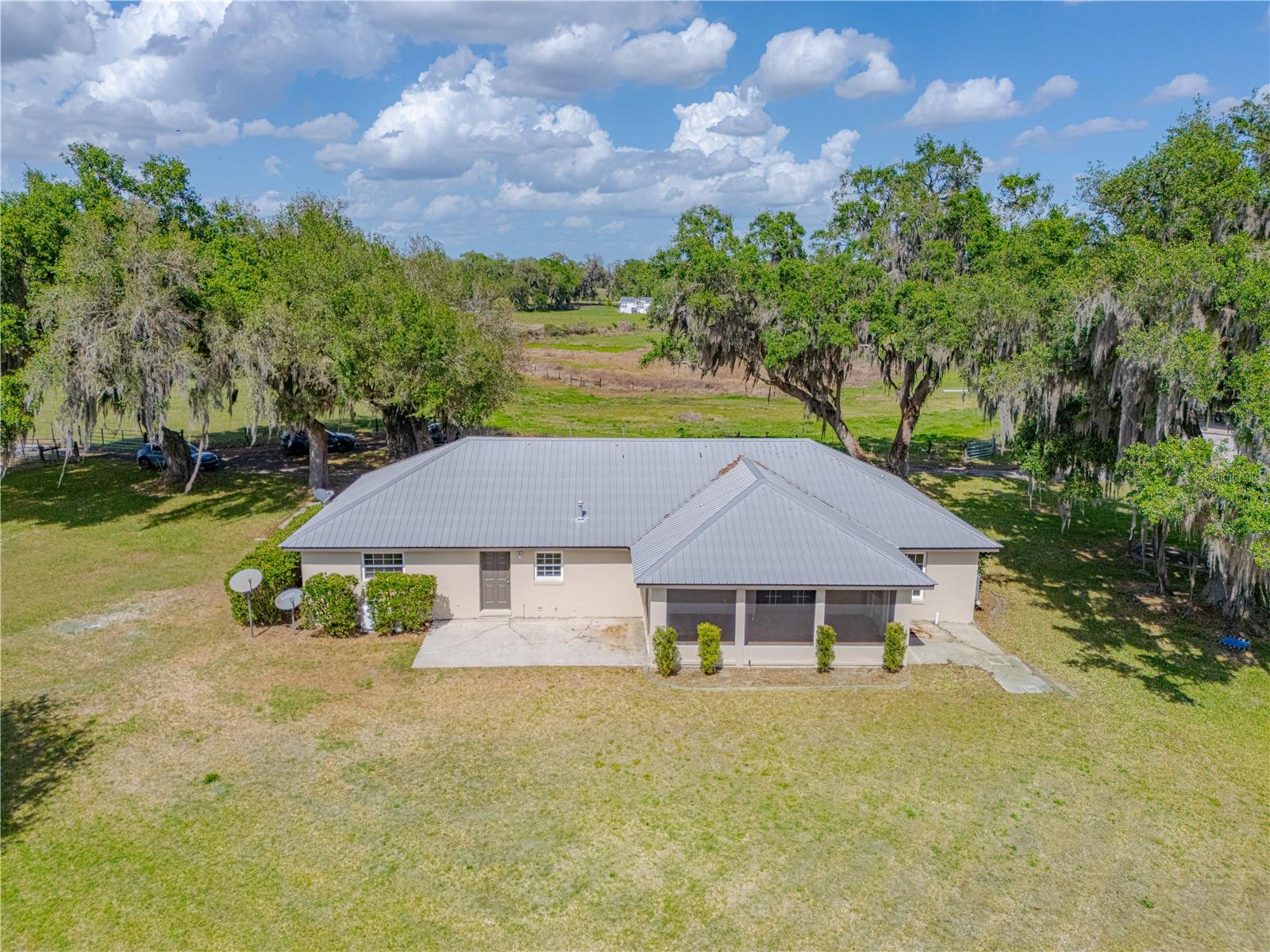 Image 40 of 59 For 8197 Cr 736  