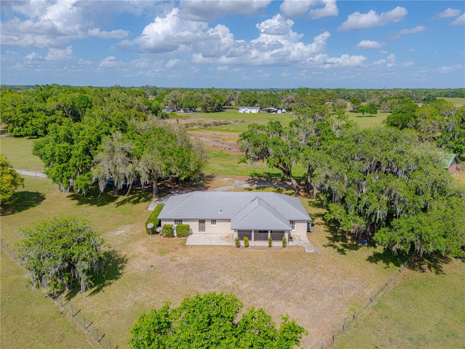 Image 44 of 59 For 8197 Cr 736  