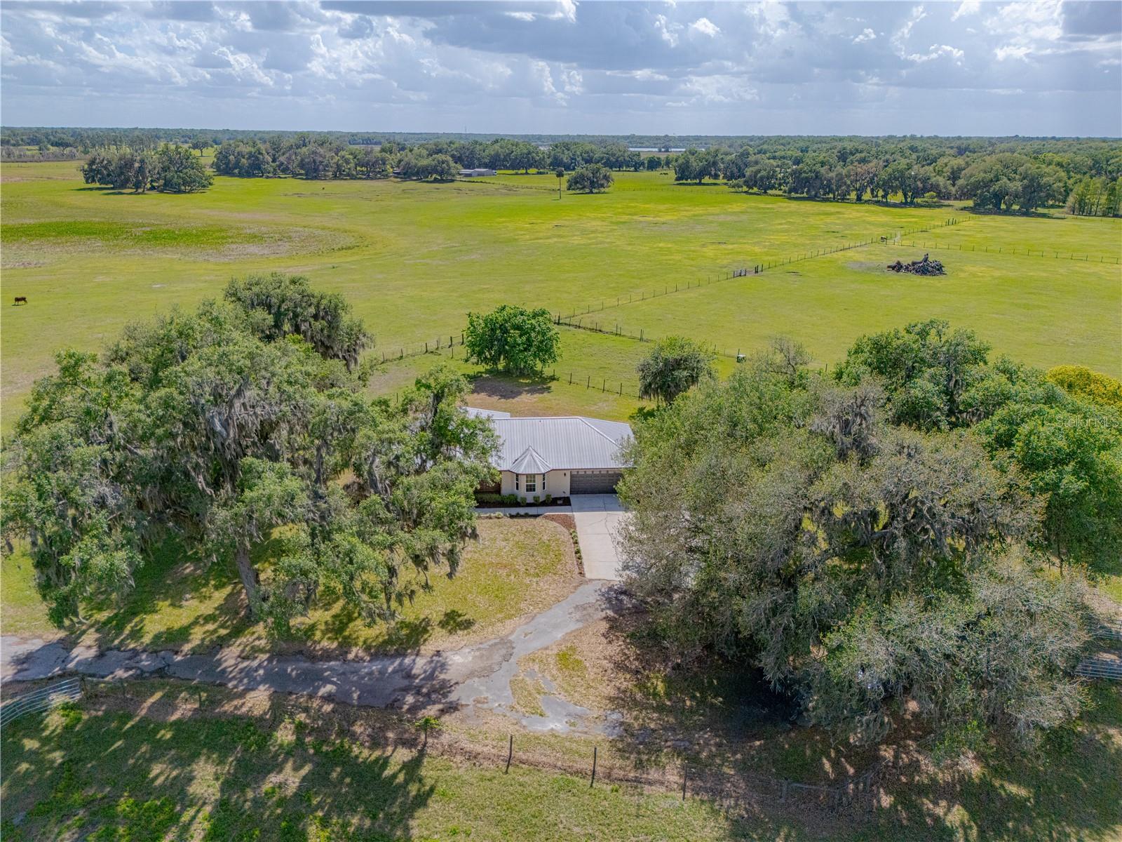 Image 51 of 59 For 8197 Cr 736  