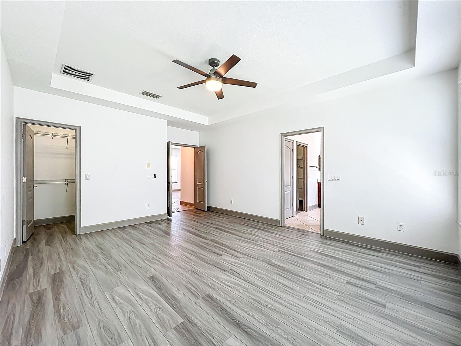 Image 22 of 42 For 6953 Tettenhall Lane