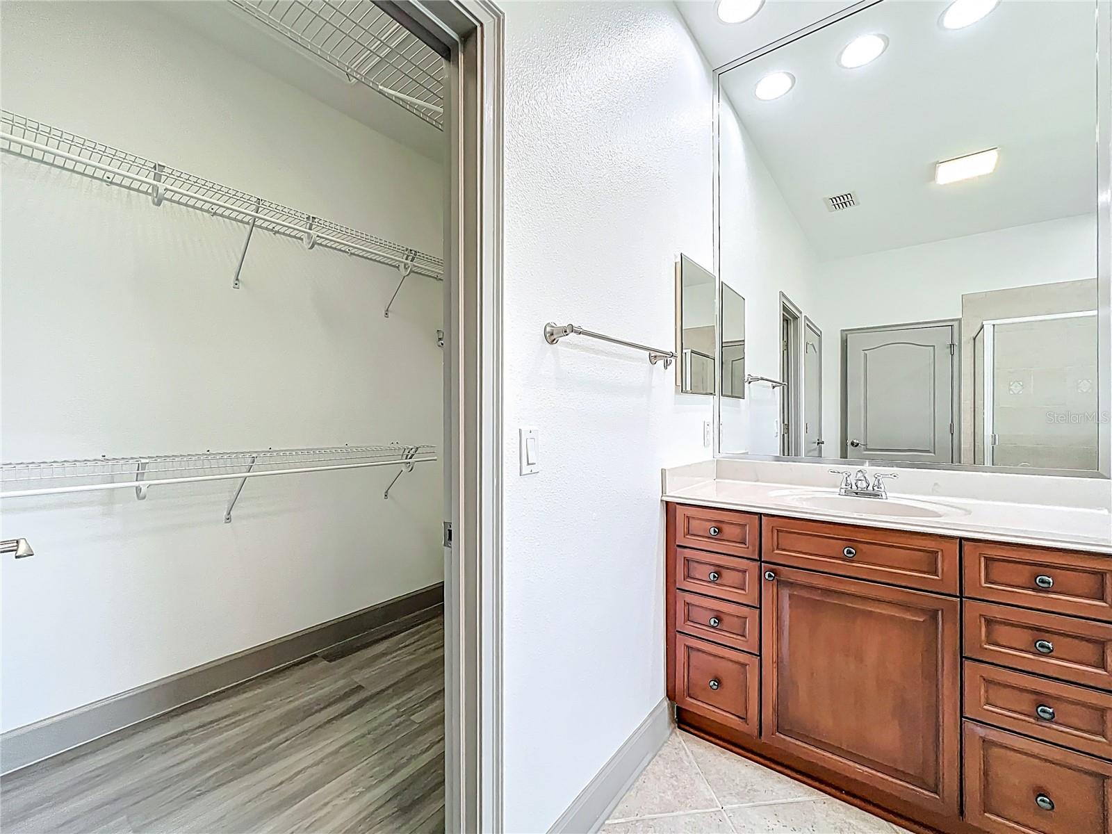 Image 25 of 42 For 6953 Tettenhall Lane