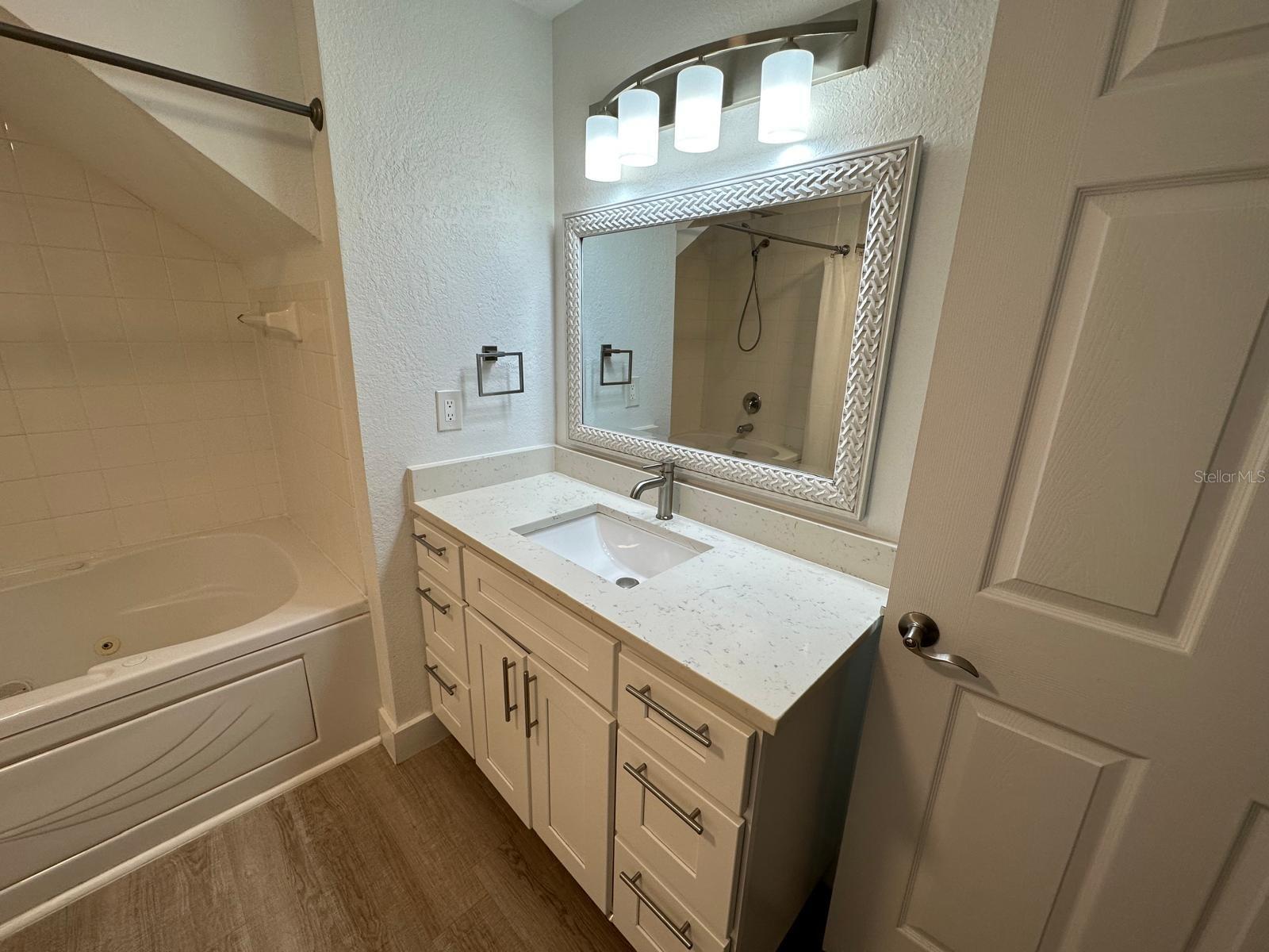 Image 11 of 32 For 4004 Santa Maria Drive 104