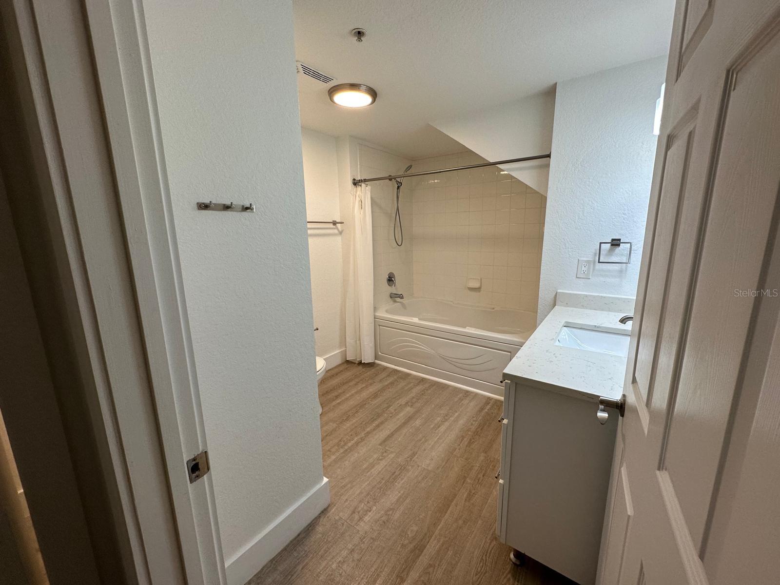 Image 12 of 32 For 4004 Santa Maria Drive 104