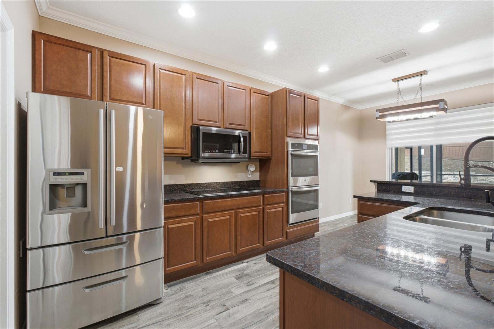 Image 14 of 33 For 202 Colonial Pine Lane