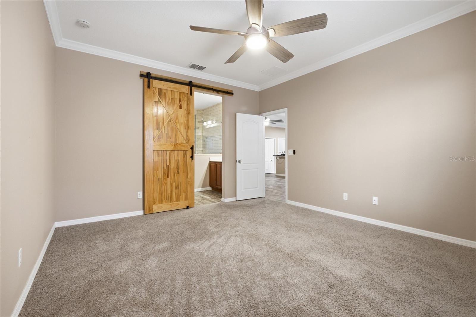 Image 16 of 33 For 202 Colonial Pine Lane