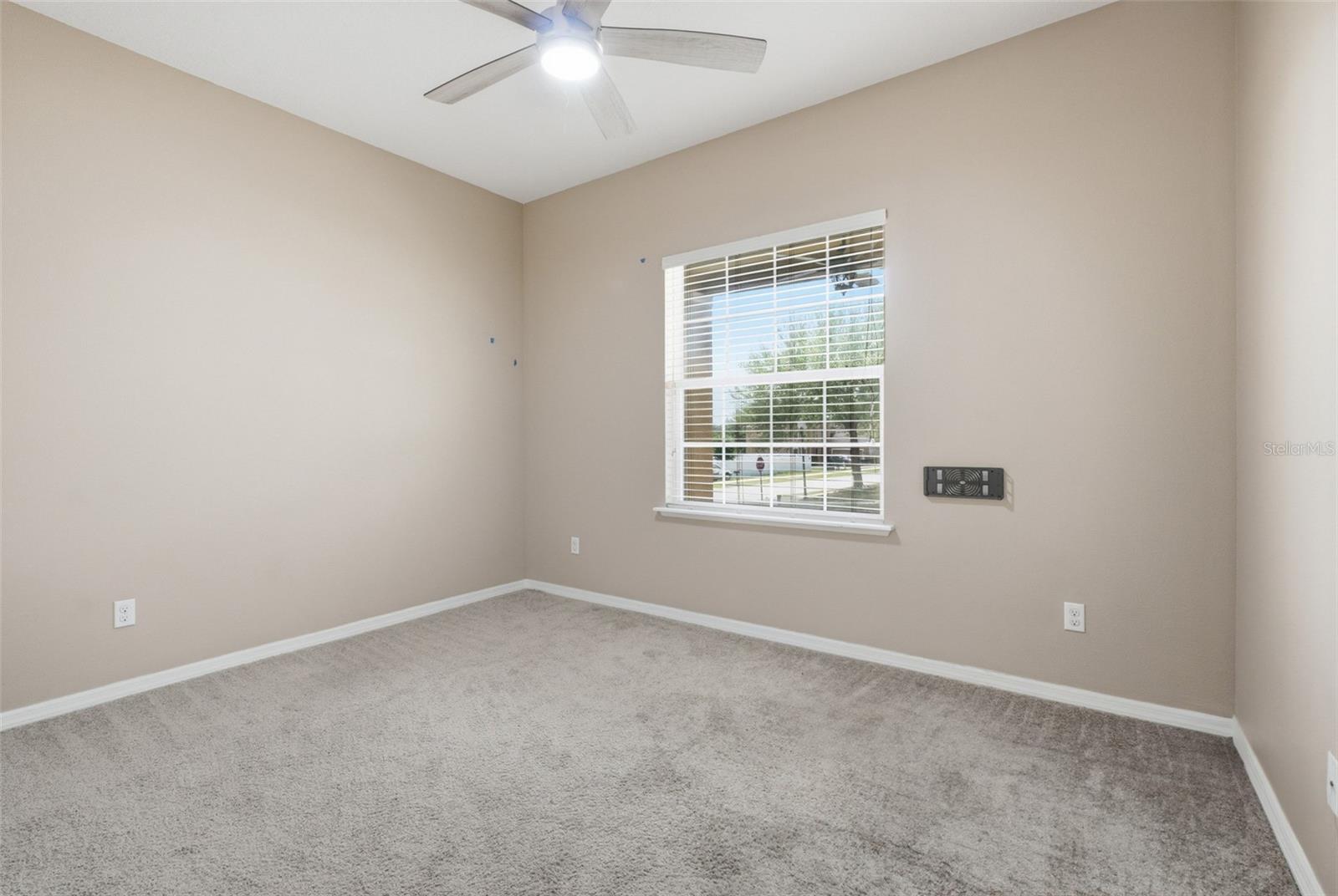 Image 23 of 33 For 202 Colonial Pine Lane