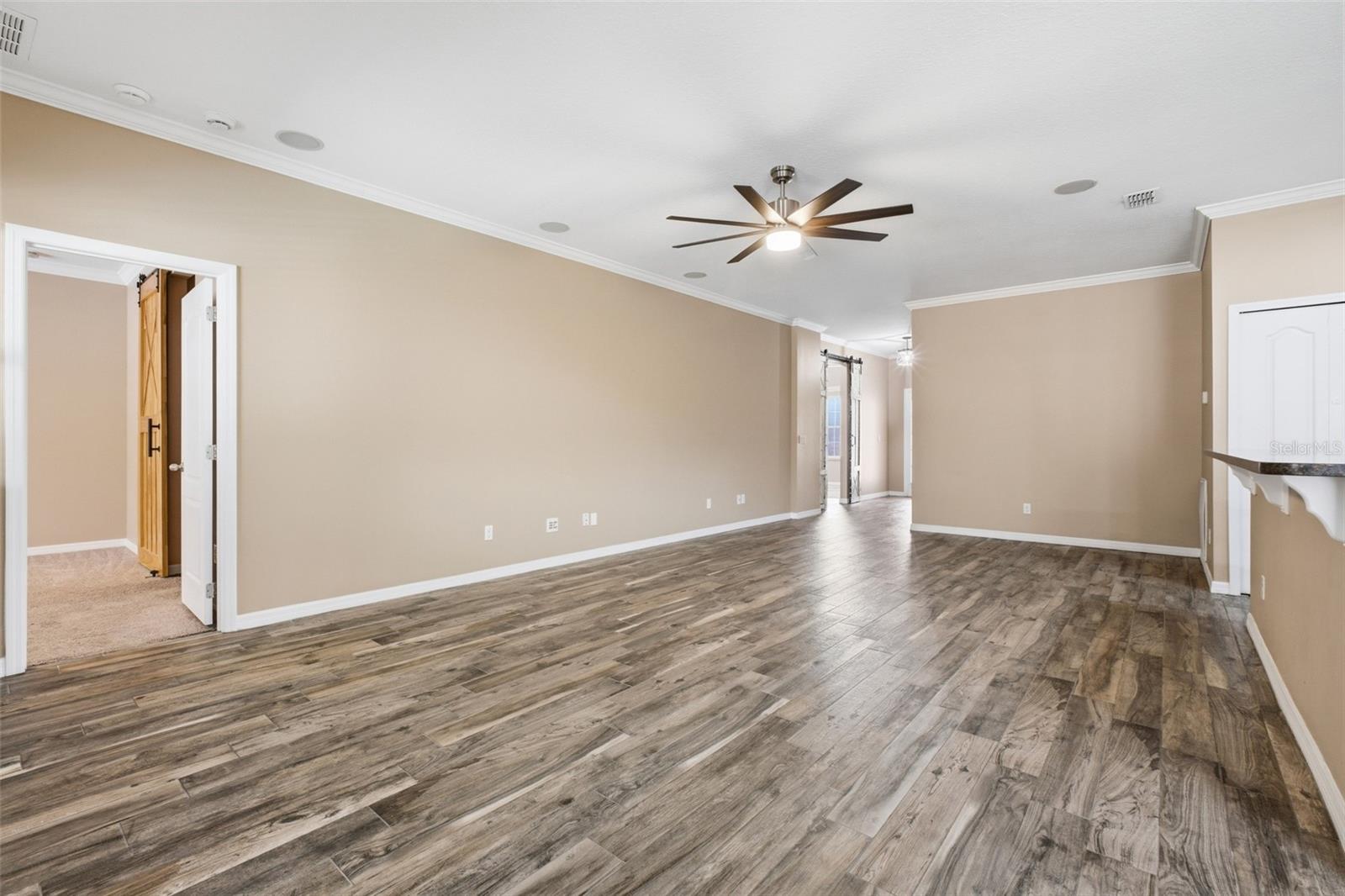 Image 9 of 33 For 202 Colonial Pine Lane